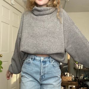 FREE PEOPLE TURTLENECK SWEATER